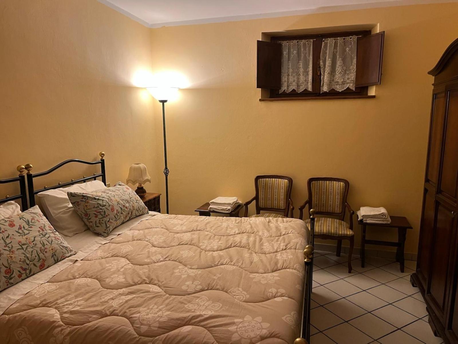 Appartamento Casina Travi Arezzo Camera foto